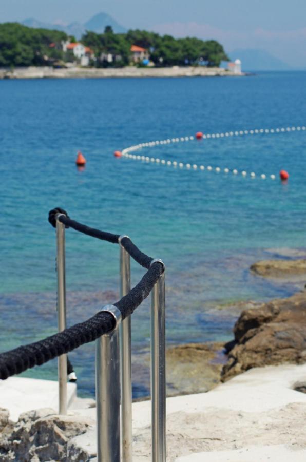 Beachfront House Pope B&B Selca  Εξωτερικό φωτογραφία