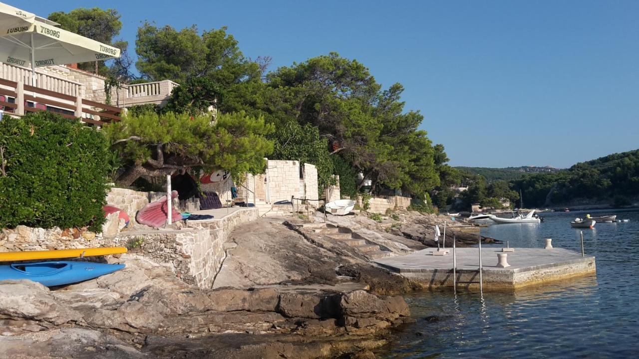 Beachfront House Pope B&B Selca  Εξωτερικό φωτογραφία