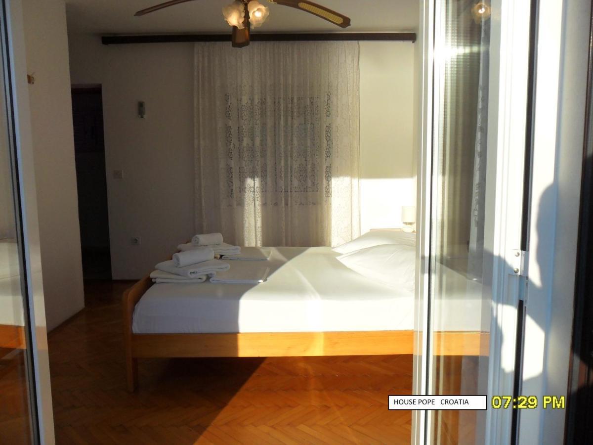 Beachfront House Pope B&B Selca  Εξωτερικό φωτογραφία
