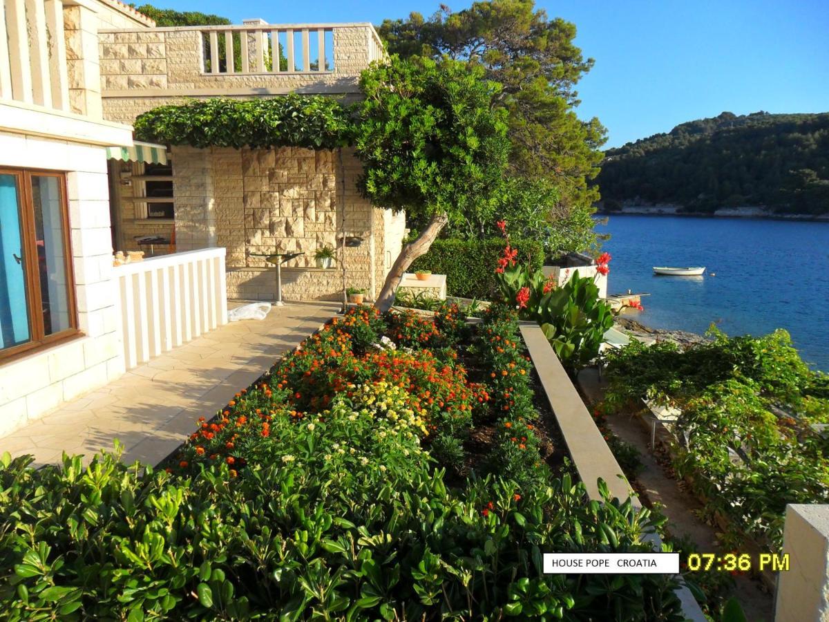 Beachfront House Pope B&B Selca  Εξωτερικό φωτογραφία
